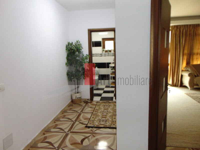 Vila premium 7 camere, finalizata 2023, 274 mp utili, mutare imediata.